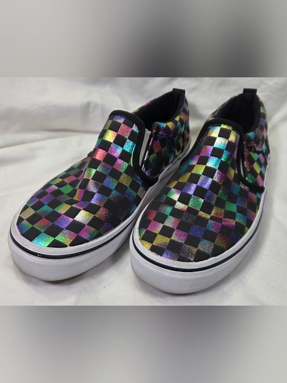 Vans Kids Slip-On Sneakers Black with Iridescent Rainbow Checkerboard Girl Sz 4 - Picture 1 of 12